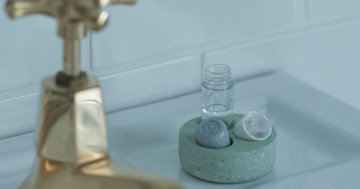CONTACT LENSES CASE TRAY hard(グリーン)の使用写真